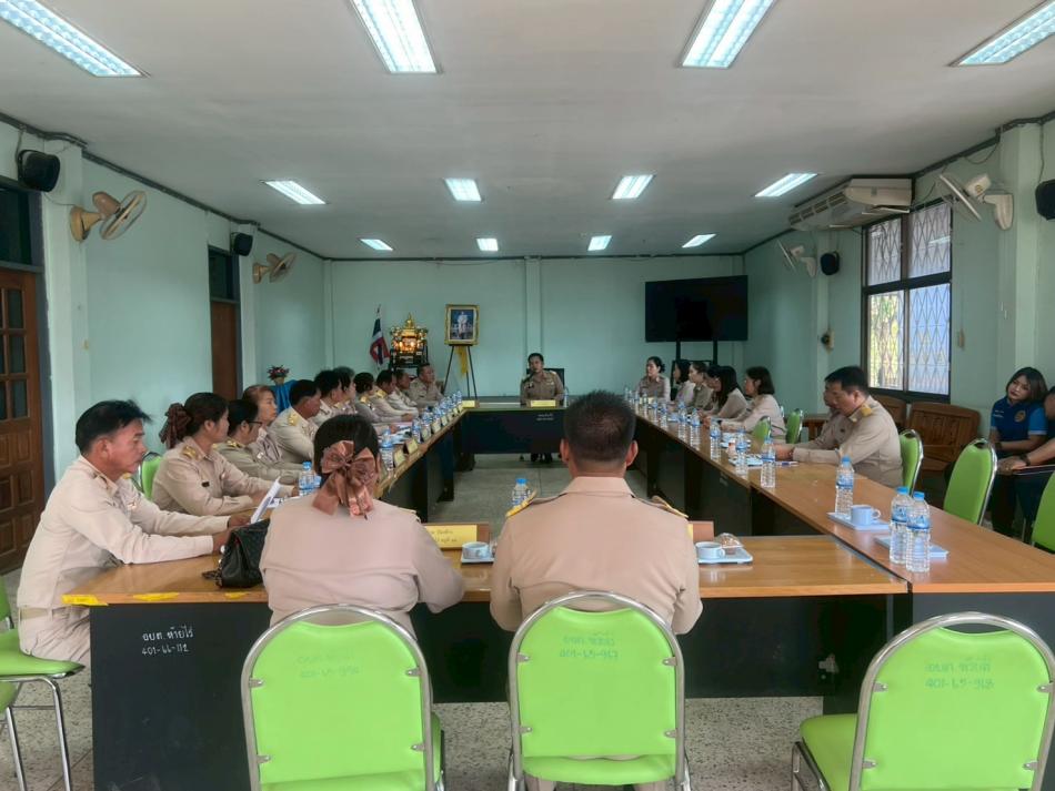 การประชุมสภาองค์การบริหารส่วนตำบลห้วยไร่ ครั้งแรก